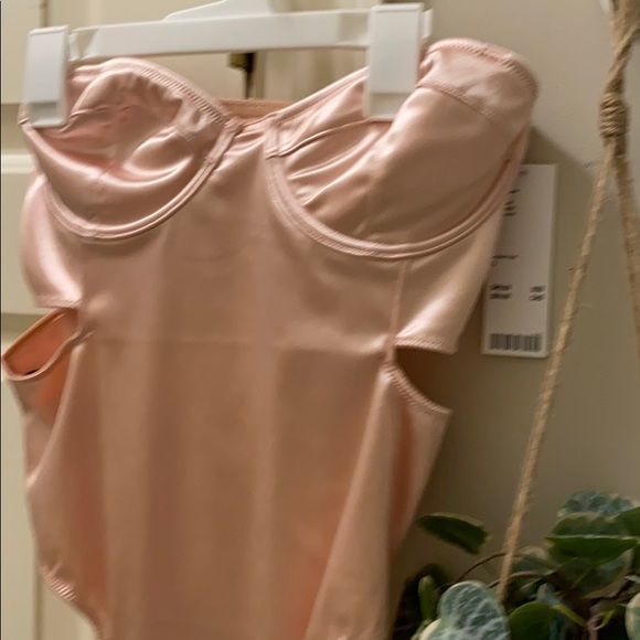 Bodysuit - Picture 1 of 3